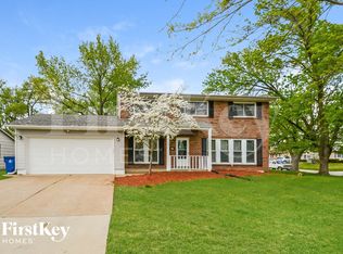 2295 Montagne Dr, Florissant, MO 63033