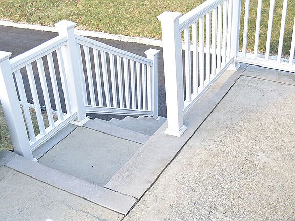 Front Porch - Stairway View