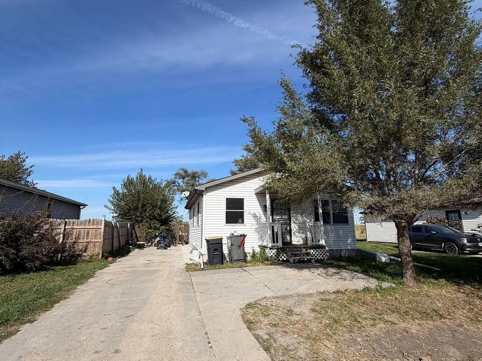 4 bed, 864 sqft, $1,800 — Photo 2