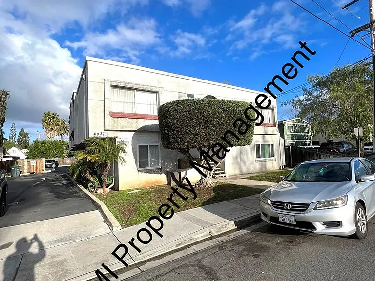 ROSEBU — Photo 1