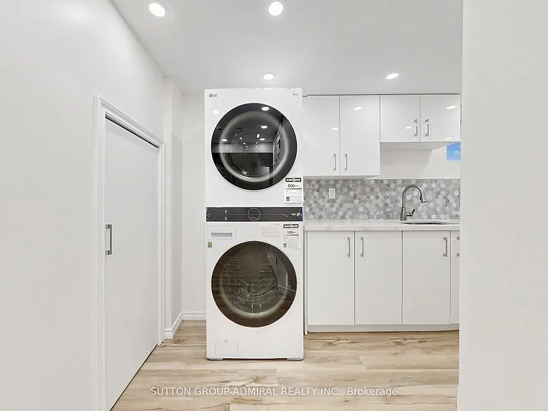 27 Patricia Dr — Photo 33