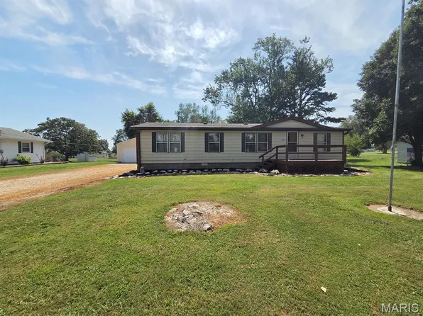 207 Main St, La Belle, MO 63447