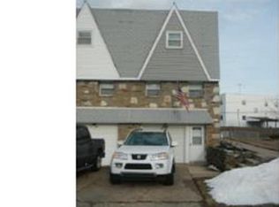 1923 Tomlinson Rd, Philadelphia, PA 19116