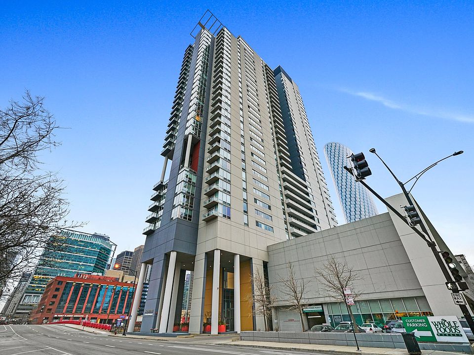 1st image of 737 W Washington Blvd APT 1005