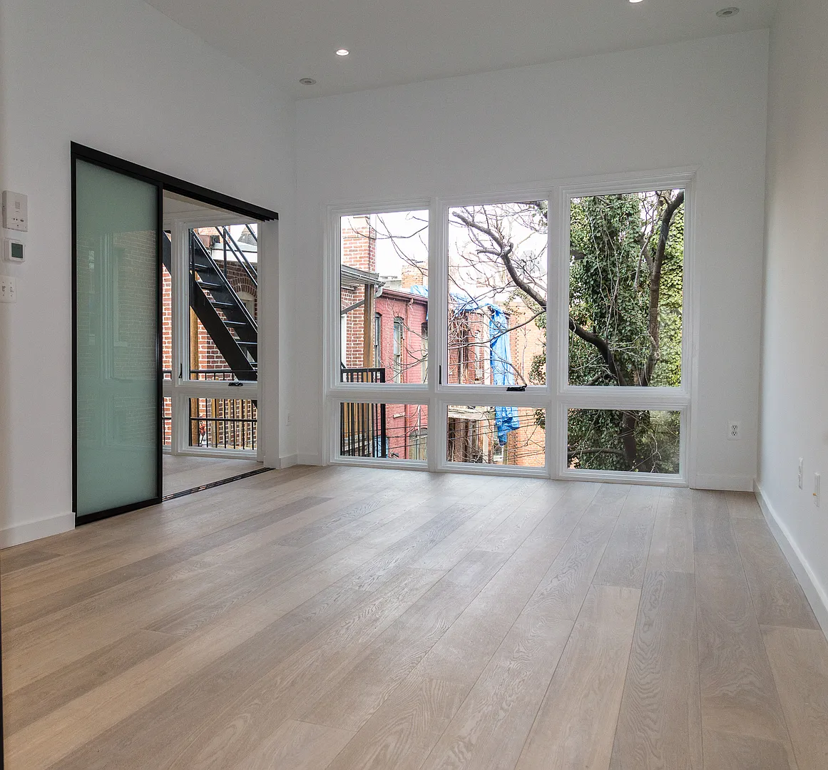 1443 Euclid St NW — Photo 1