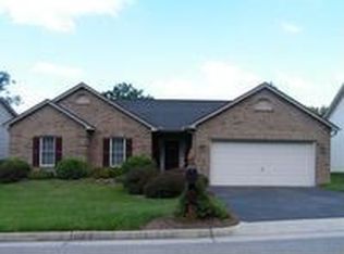 4068 Overlook Trail Dr, Roanoke, VA 24018