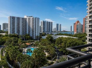 3300 NE 191st St APT 907, Aventura, FL 33180