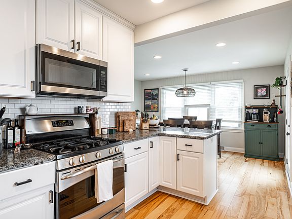 5th image of 550 N 104th St