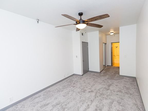 5th image of 720 W 4th St Unit 201