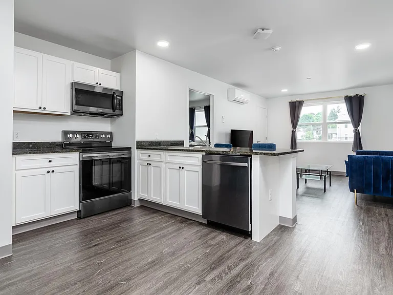 128 Grand Ave #1 — Photo 9