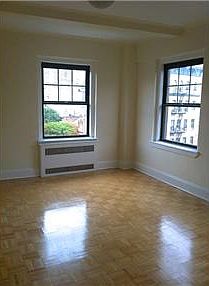 2nd image of 95 Christopher St APT 6I