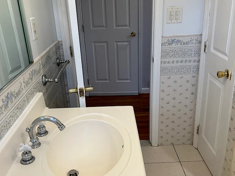29 Schmidts Ln — Photo 17