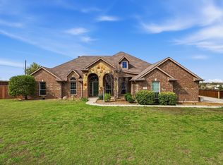 105 Devonshire Dr, Waxahachie, TX 75167