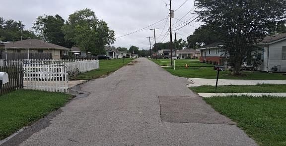 5th image of 433 Maple Loop