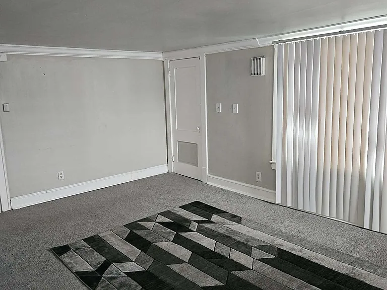 3361 E 113th St #1 — Photo 2