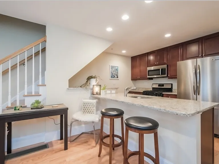 143 Broad St #20 — Photo 6