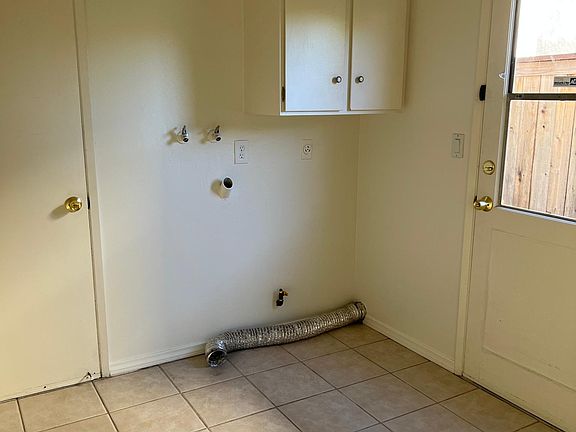 5th image of 14672 Berkshire Pl