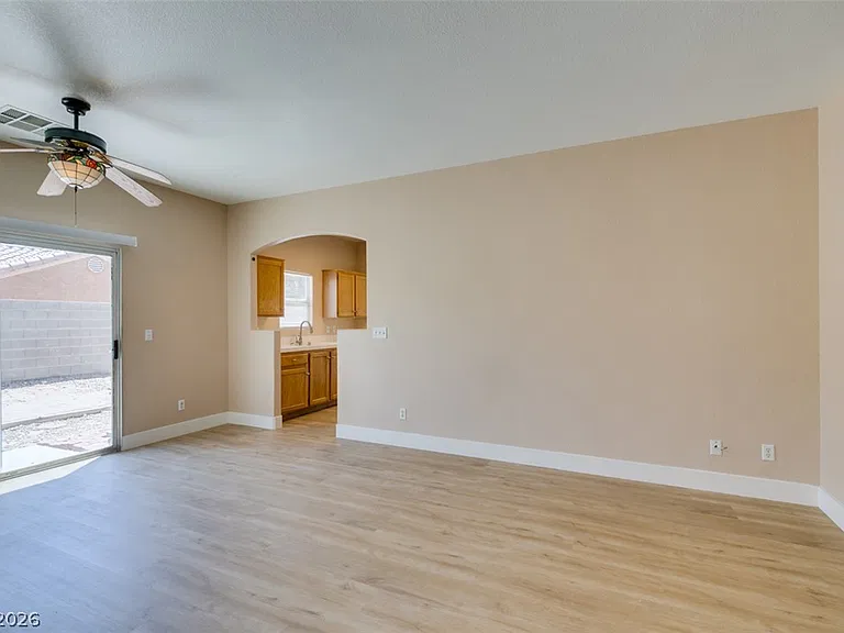 1401 Sycamore Spring Ct — Photo 20