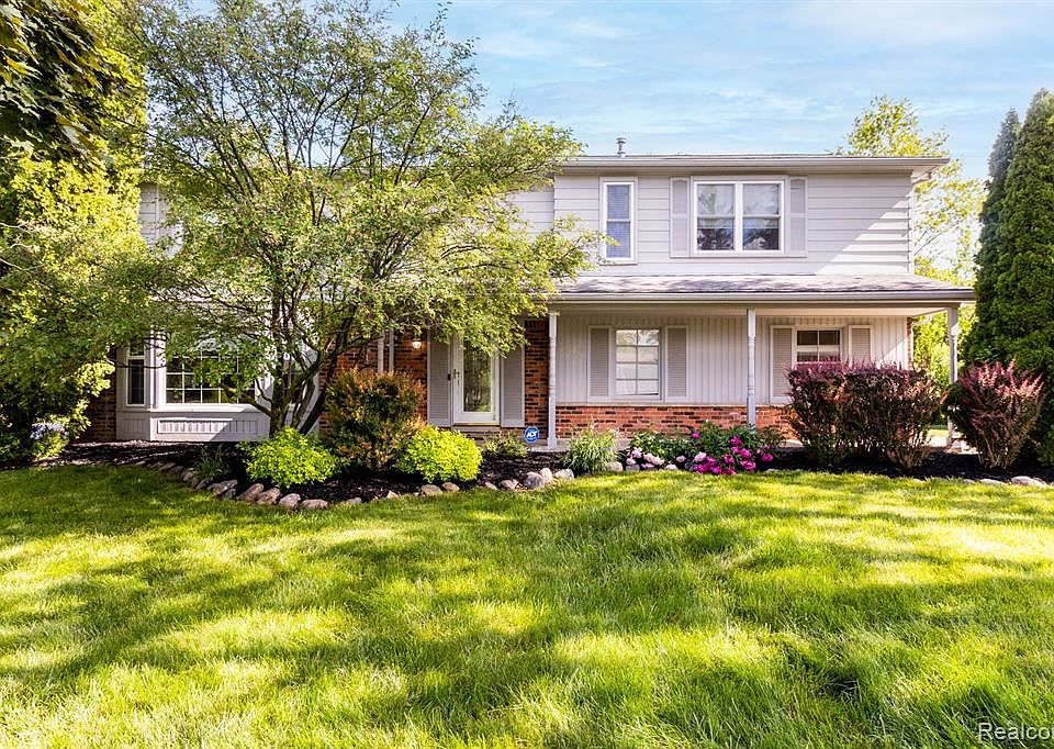1st image of 4176 Pinehurst Dr
