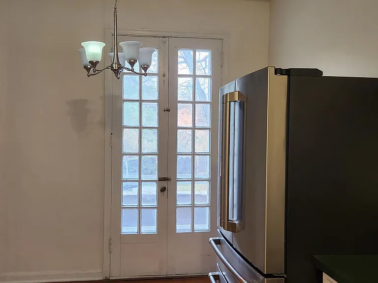1806 D St #2 — Photo 8
