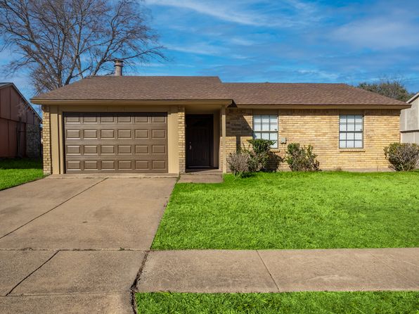 7327 Hedge Dr