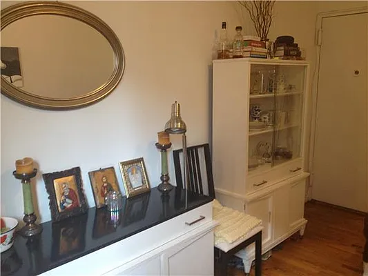 Rented by Pink Stone Realty LLC | media 9