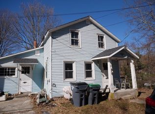 33 Grant Hollow Rd, Melrose, NY 12121