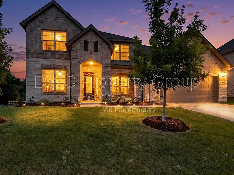 1837 Whispering Pines Dr — Photo 3