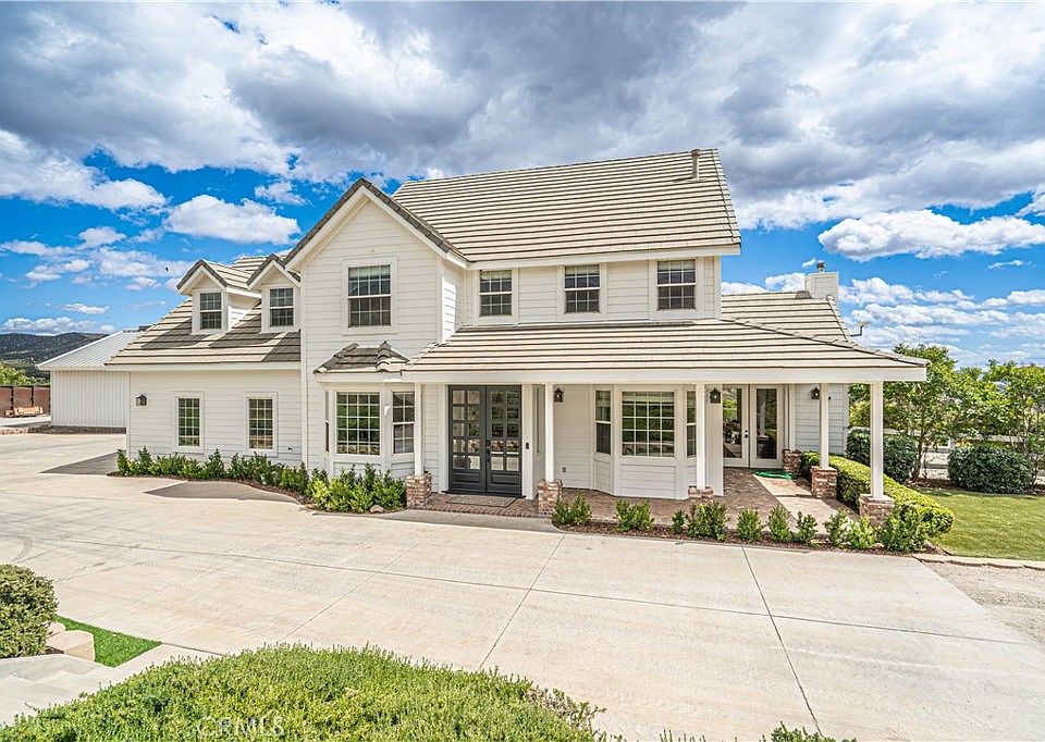 1st image of 9248 Hierba Rd