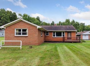 17880 Savage Rd, Belleville, MI 48111