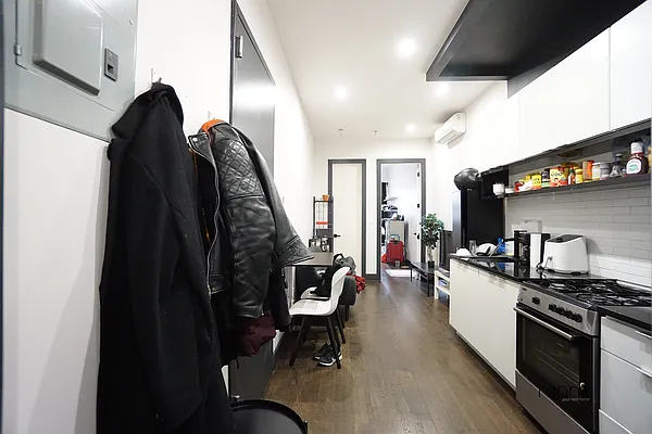 Rented by Rennit Inc. | media 16