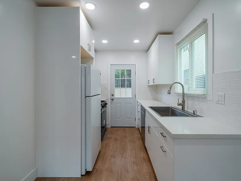 536 Concord St #536 — Photo 6