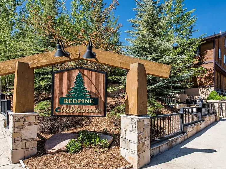 2025 Canyons Resort Dr #S2 — Photo 12
