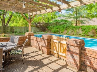 5804 Timber Ridge Dr, Prospect, KY 40059