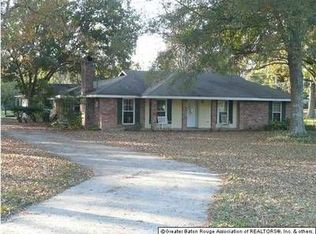 6019 Elm Grove Rd, Port Allen, LA 70767