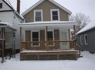 2977 W 32nd St, Cleveland, OH