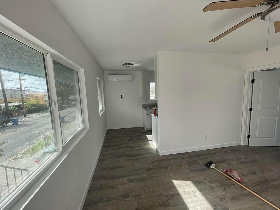 1st image of 4325 Triggs St #3