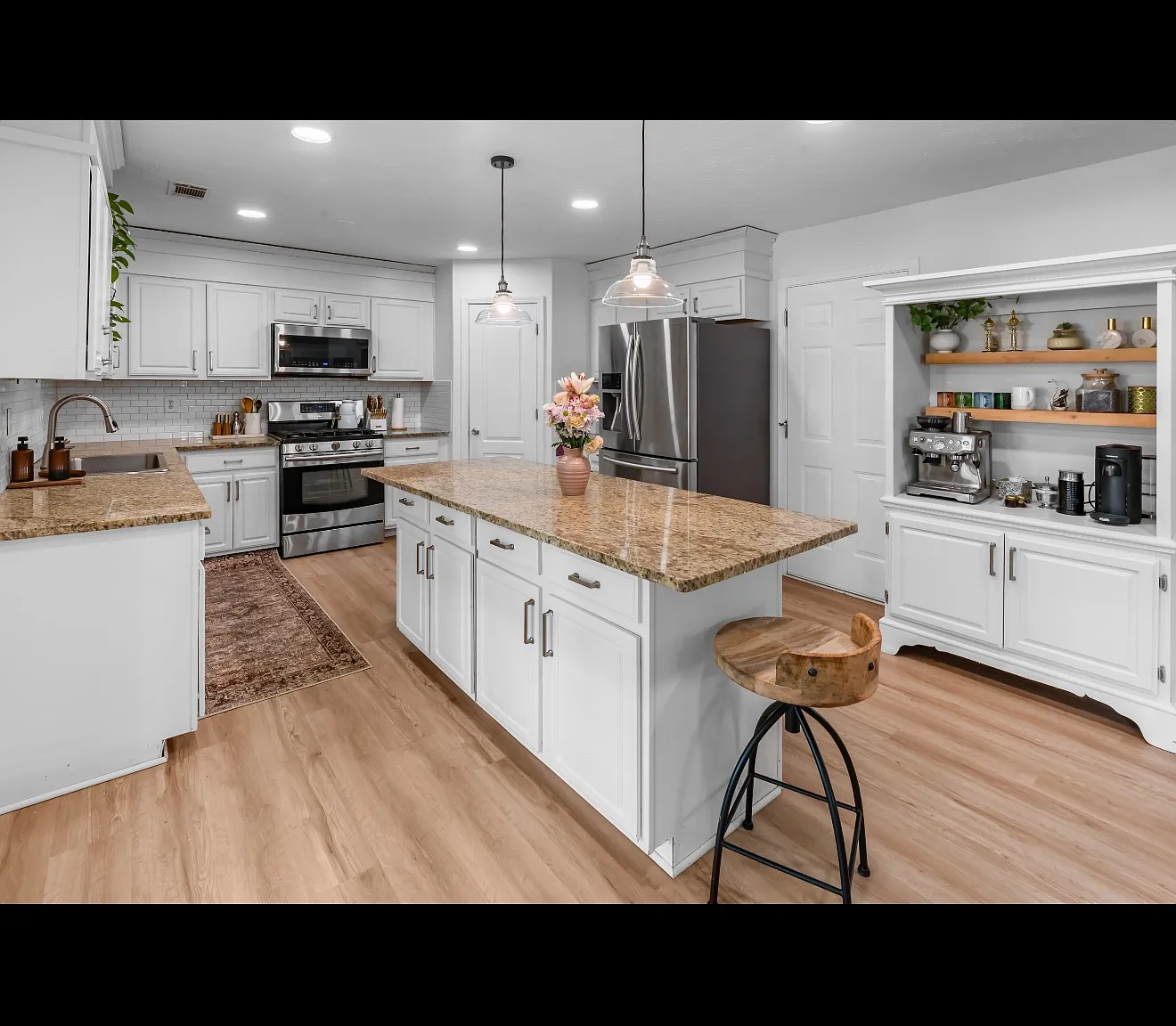 2760 Austin Ridge Dr — Photo 4