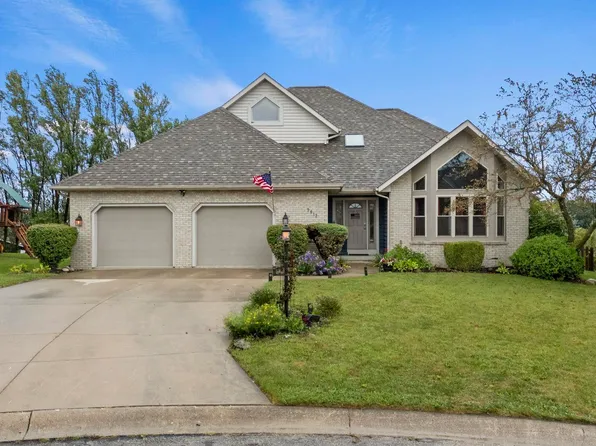 9612 Red Twig Pl, Fort Wayne, IN 46804