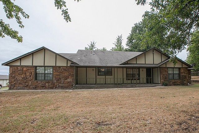 4.8AC + Well Maintained Rock Home