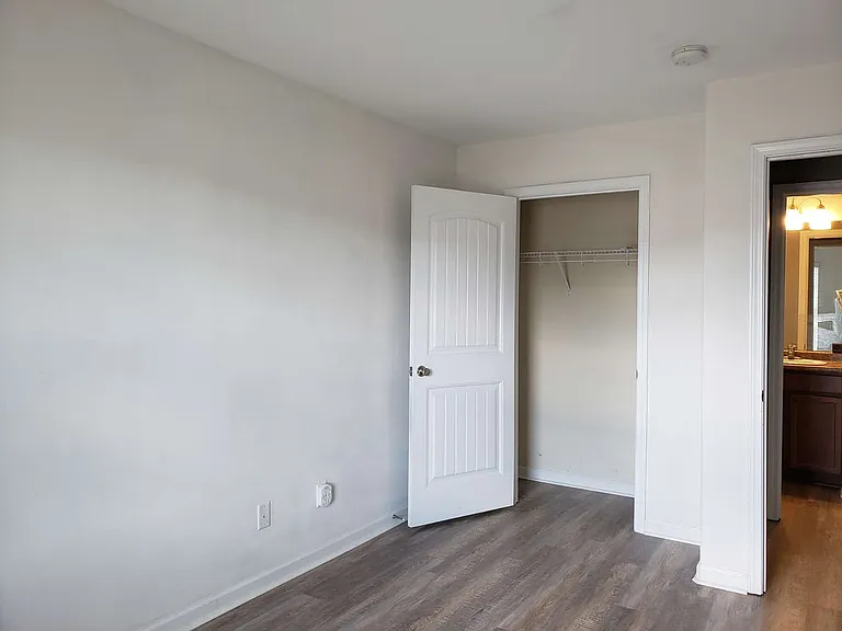 6 Drakie Ct — Photo 8