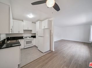 217 S Carondelet St #4, Los Angeles, CA 90057