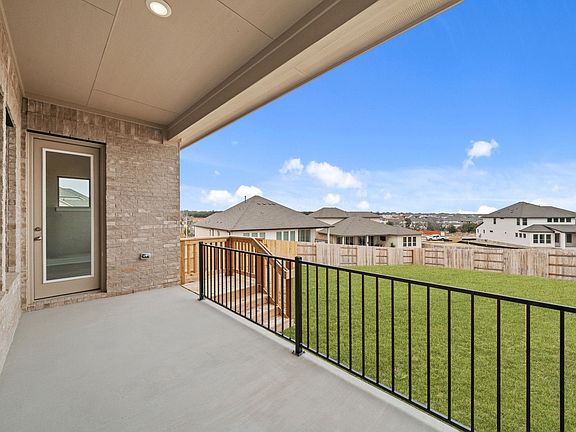3rd image of 112 Gibbs Dr