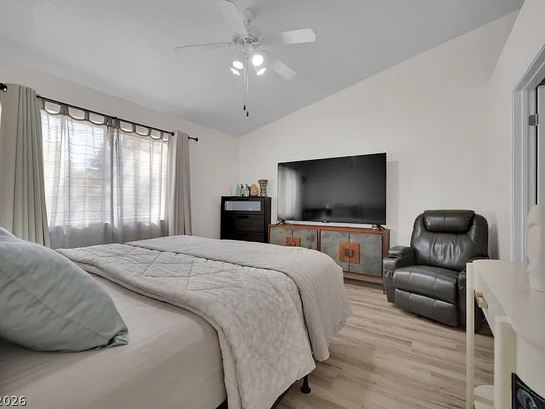 6469 Melody Rose Ave — Photo 14