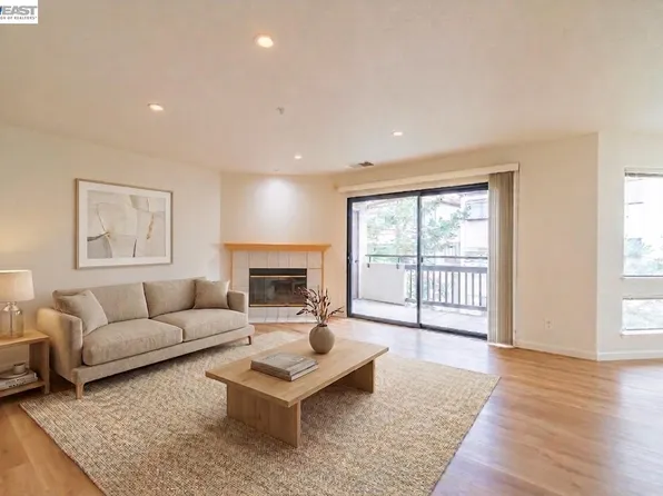 21103 Gary Dr APT 318A, Hayward, CA 94546