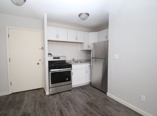 2545 N Cramer St #206, Milwaukee, WI 53211