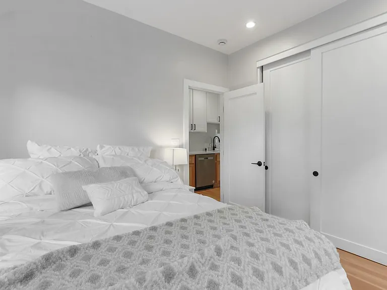 1720 U St #4 — Photo 19