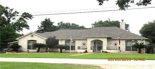 1st image of 110 Hilltop Dr