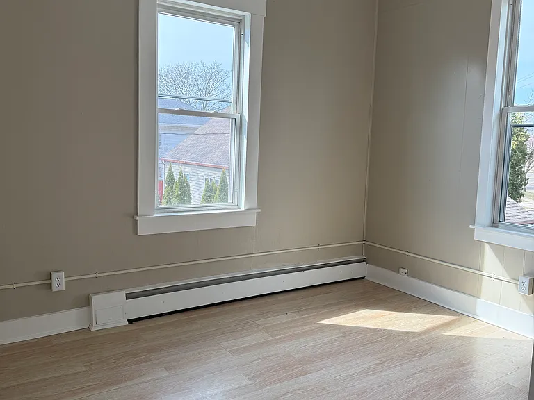262 Fond Du Lac Ave #1 — Photo 6