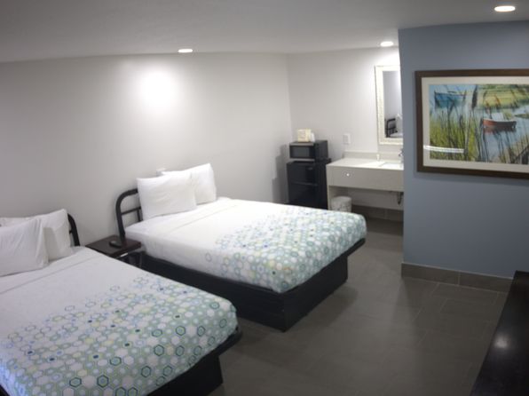 800 Highway 59 Loop S #103